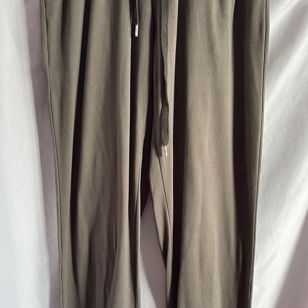 Ardene Olive Green Jogger Pants - Picture 3 of 9